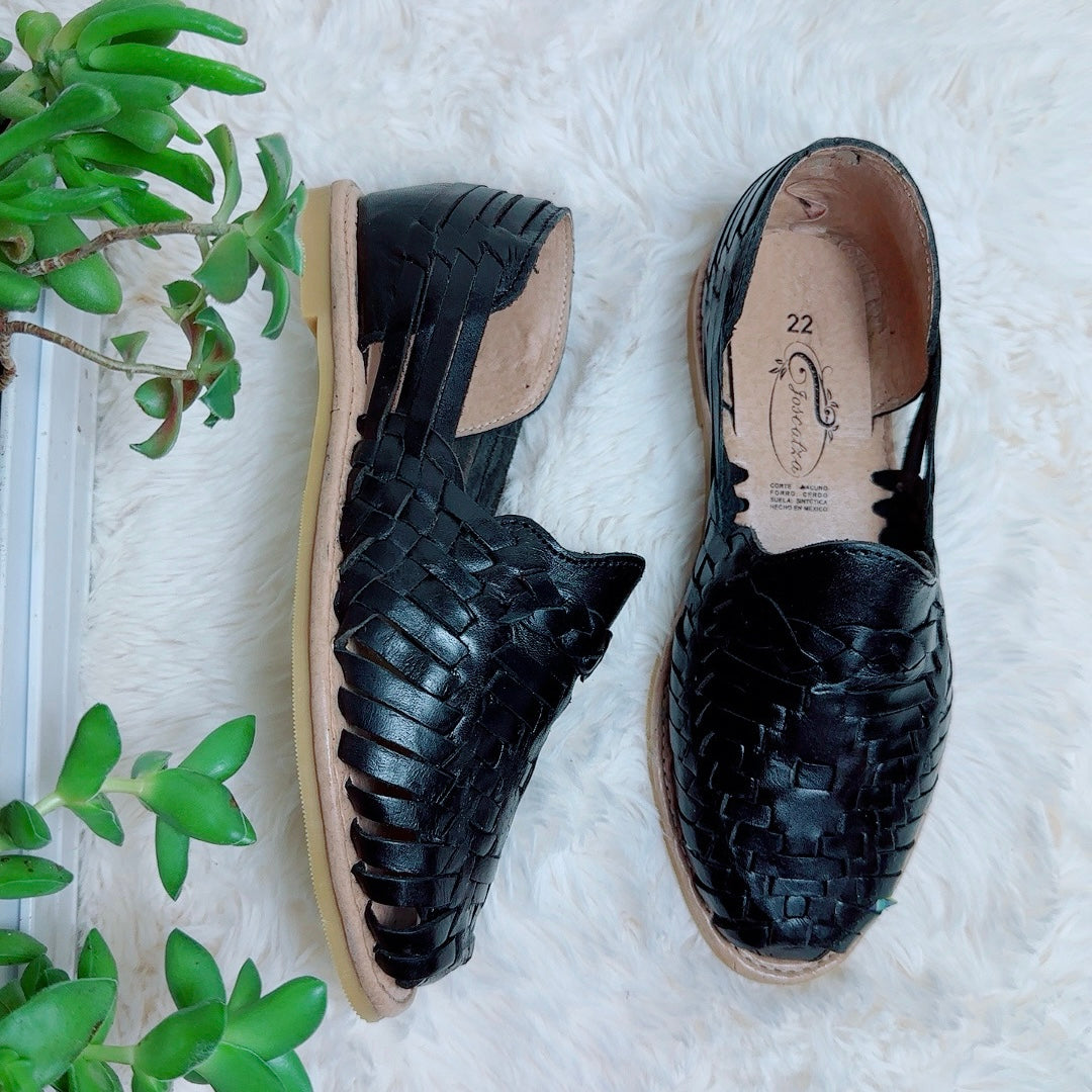 Huaraches Woven Leather Slip On Sandals, Mexico Handmade Flats Shoes BLACK