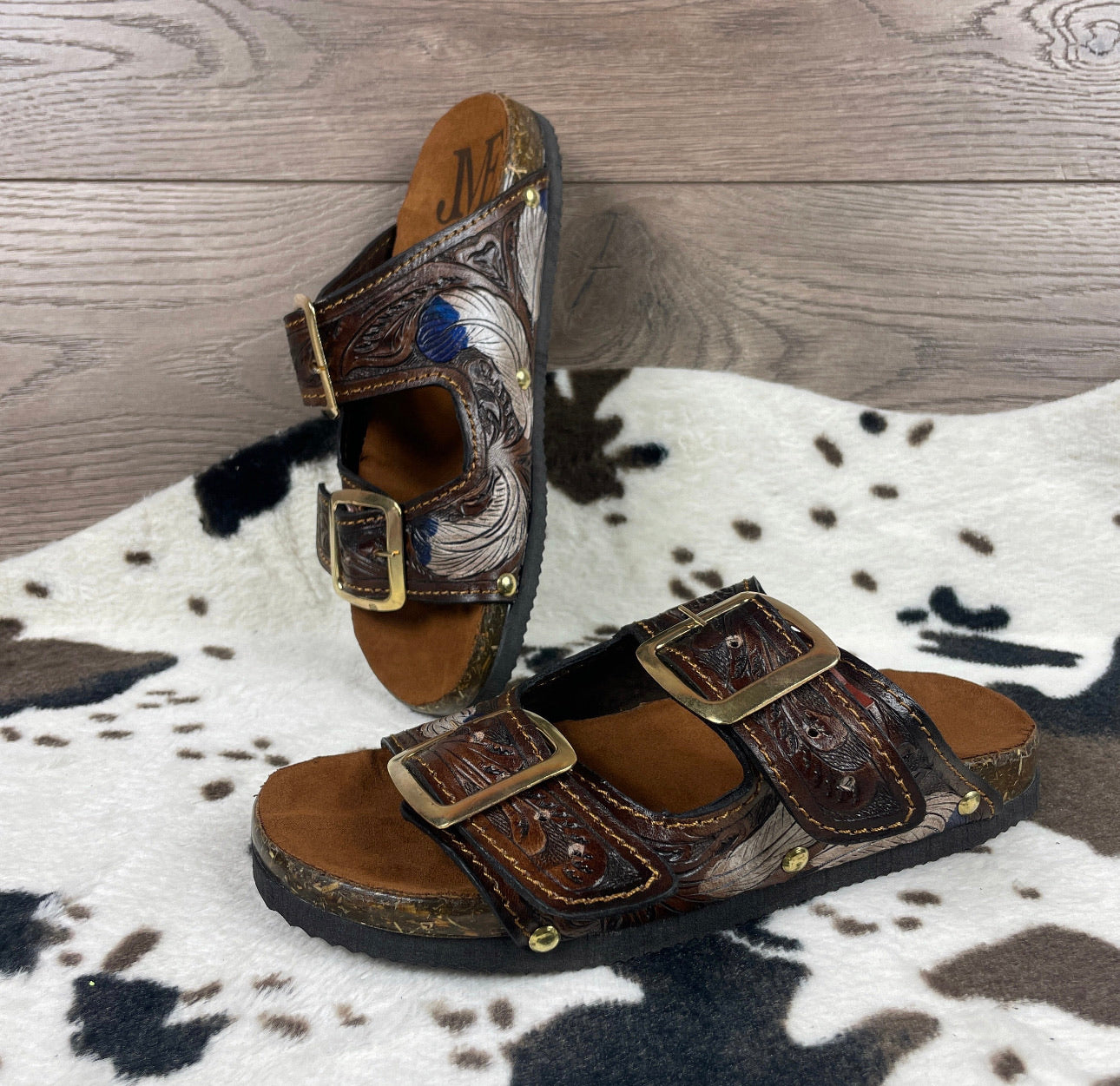 Beautiful handmade hand tooled leather double strap sandals - Size 6US models