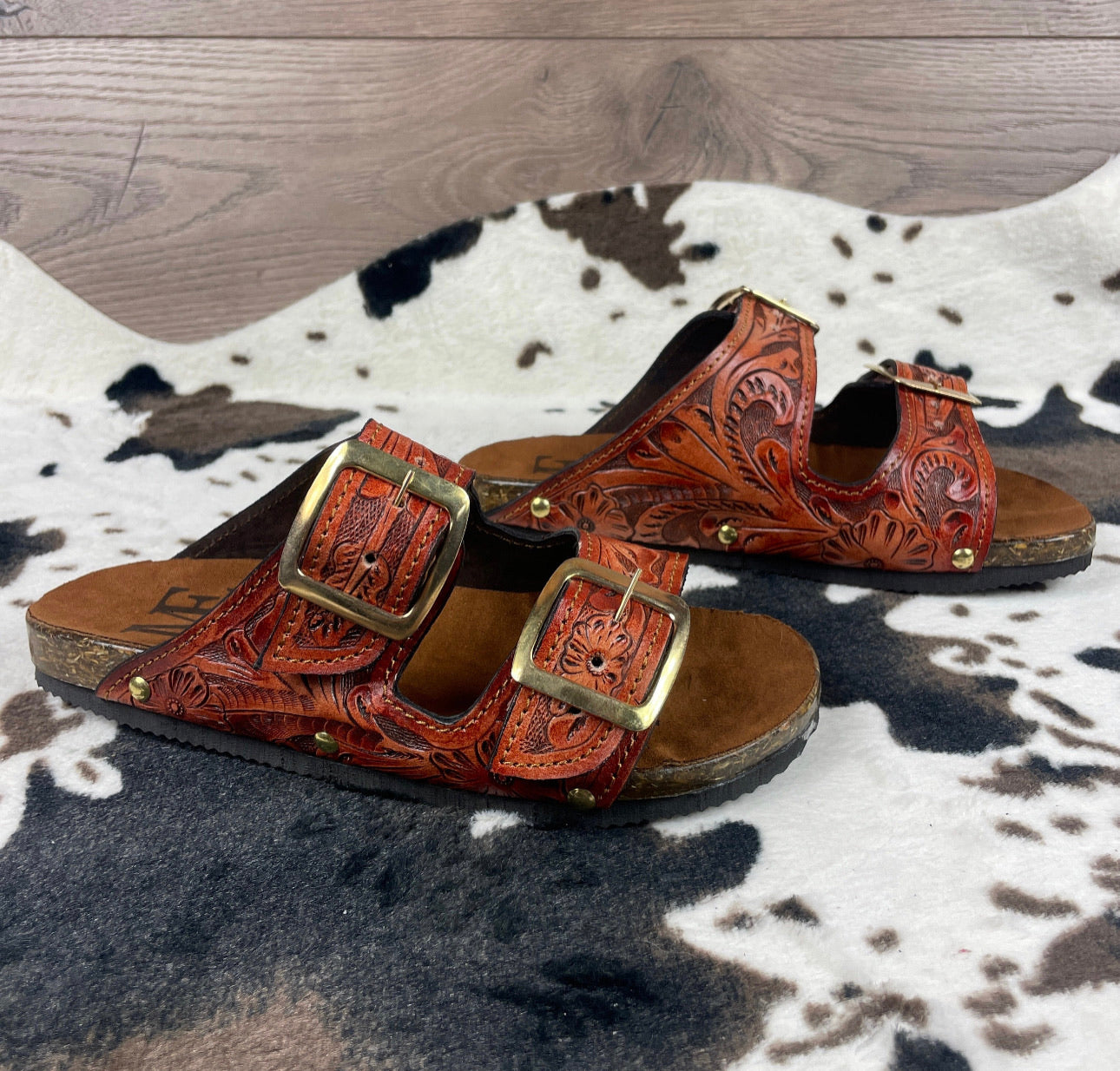 Beautiful handmade hand tooled leather double strap sandals - Size 9US models