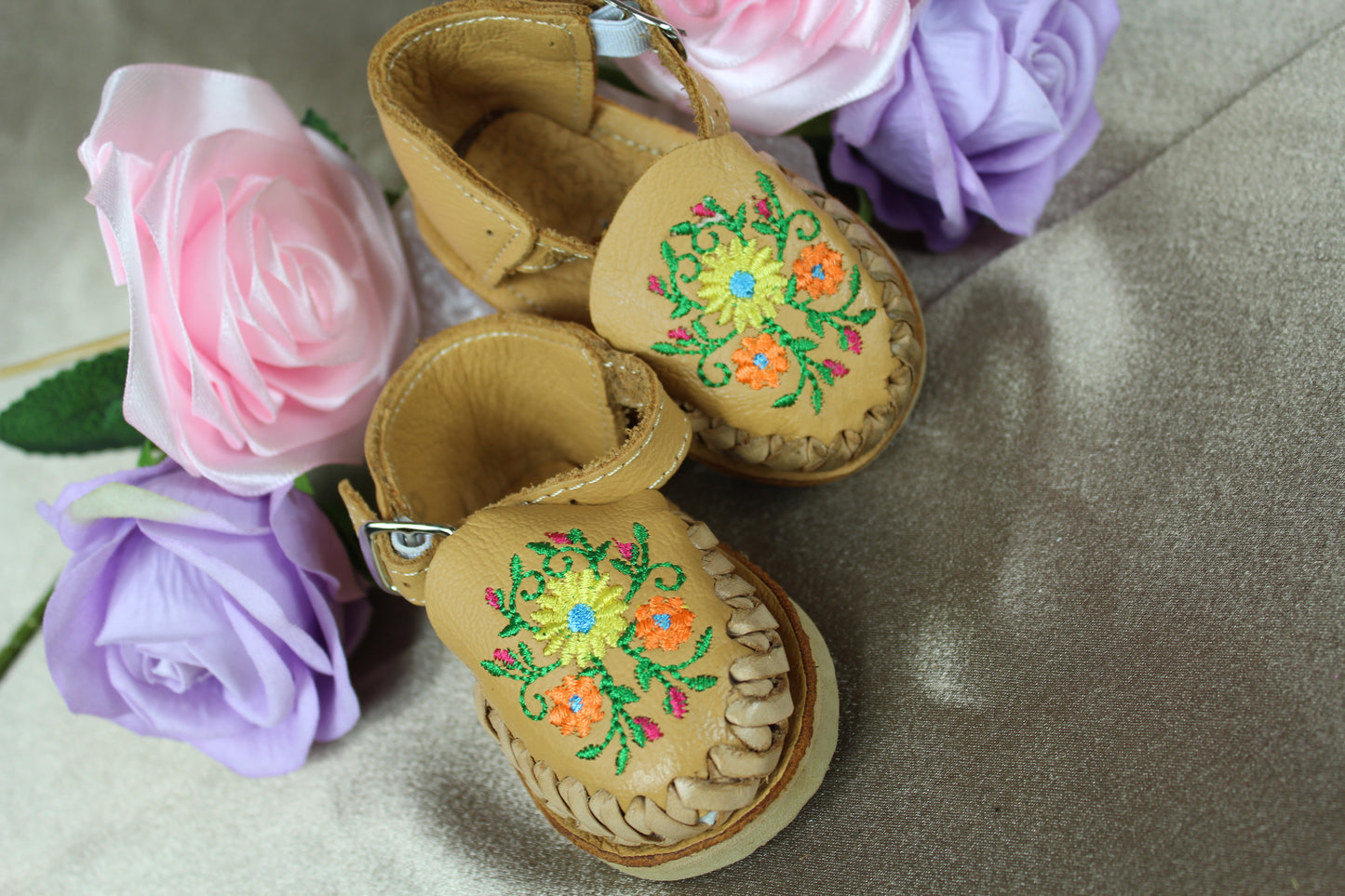 Kids & Baby flower embroidered  huarache