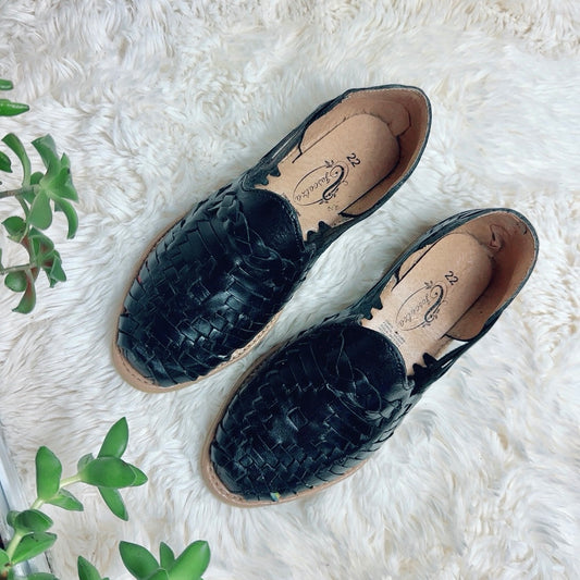 Huaraches Woven Leather Slip On Sandals, Mexico Handmade Flats Shoes BLACK