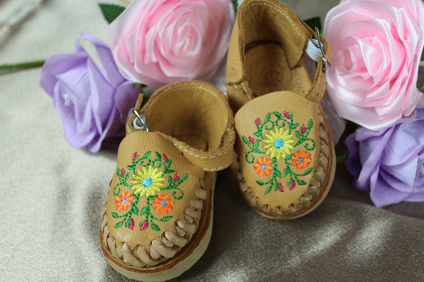 Kids & Baby flower embroidered  huarache