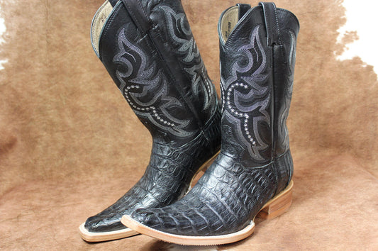 Genuine cowboy boots in alligator leather with cropped toe, black, size 9.5 EE.