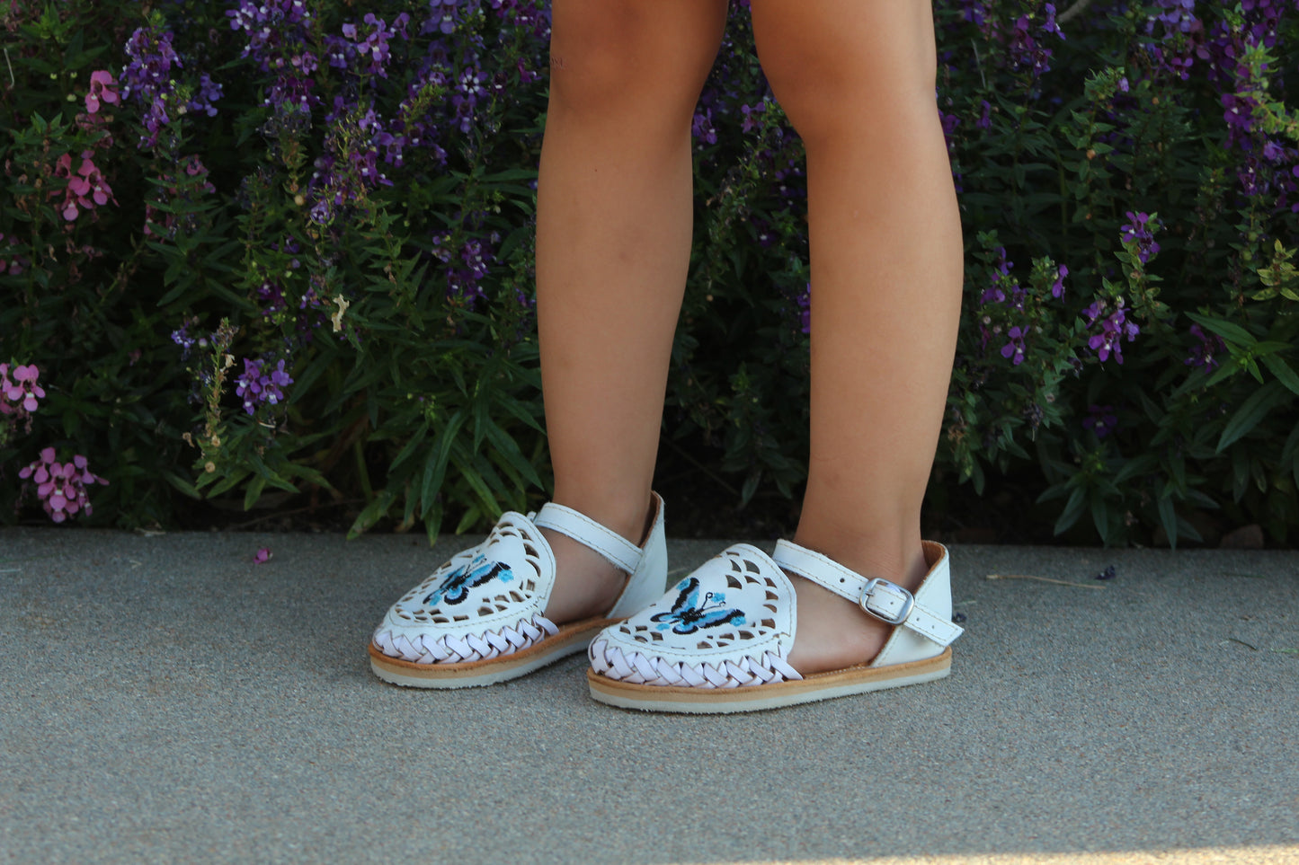 Mariposa azul Huarache for girls