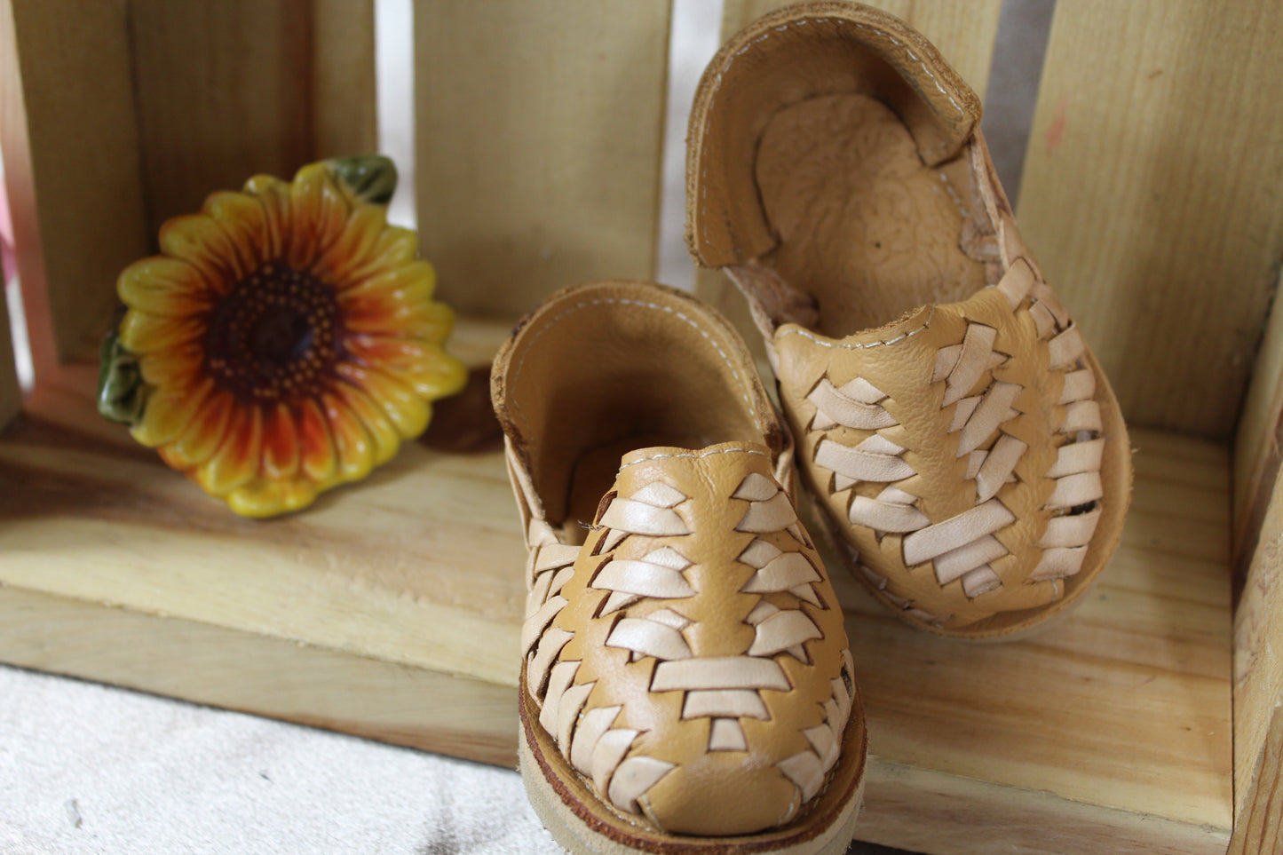 Kids & Baby Mexican beige chalequito Sandals
