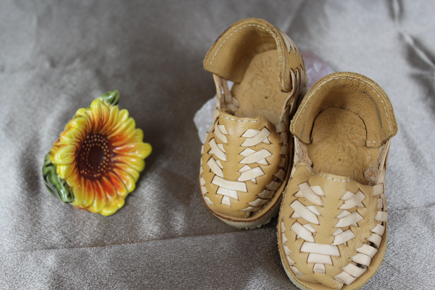 Kids & Baby Mexican beige chalequito Sandals