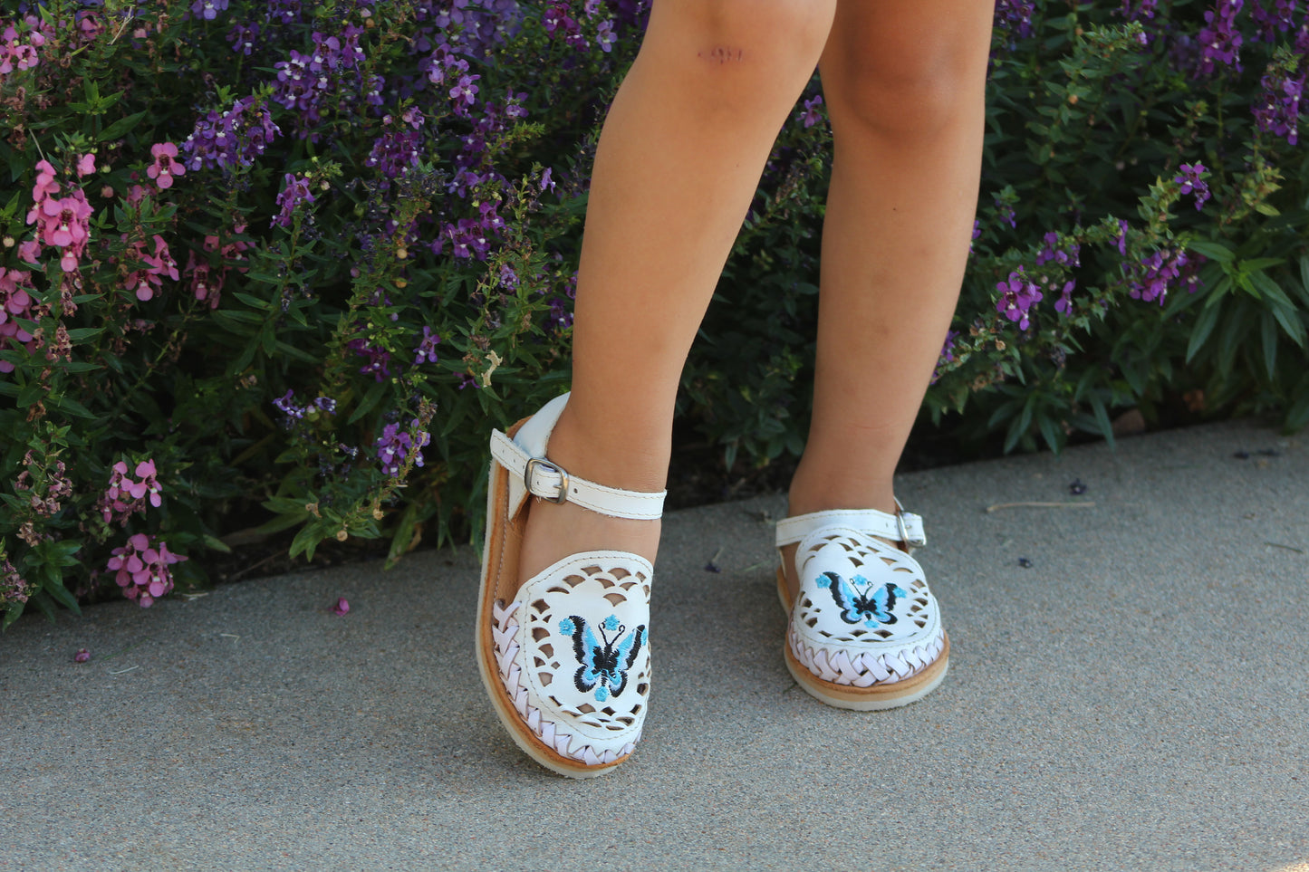 Mariposa azul Huarache for girls