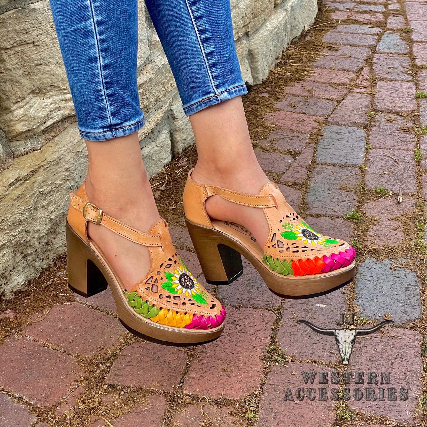 Huaraches Mexicanos Tacon Laser Girasol Laser Cut Sunflower Heel Sandal