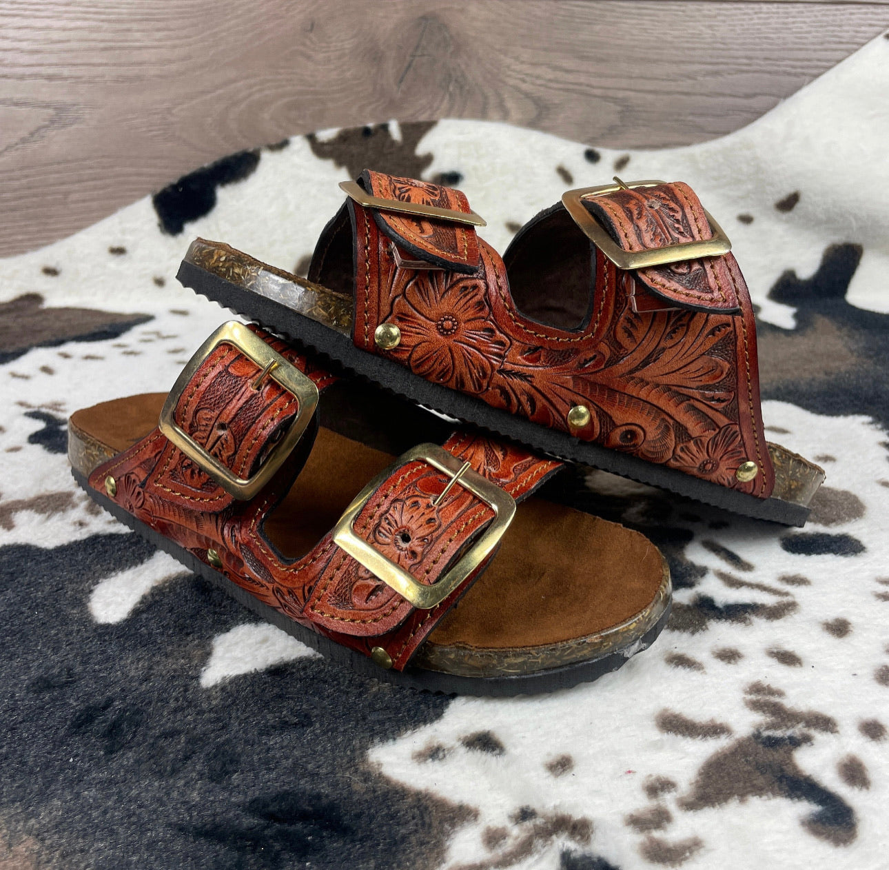 Beautiful handmade hand tooled leather double strap sandals - Size 10US models