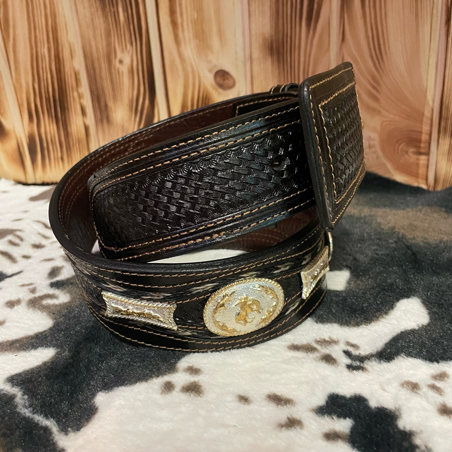 Brown Western Concho Cowboy Braided Horsehair Hand Tooled Leather Belt